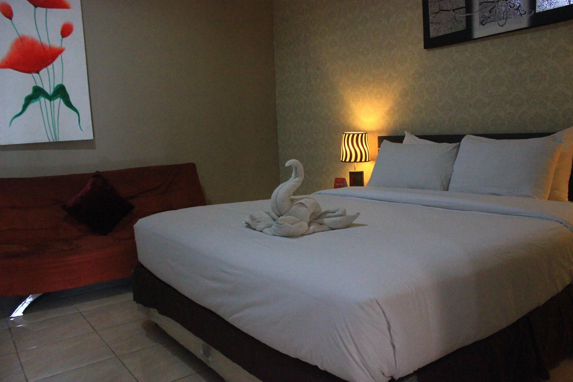Hotel Reddoorz @ Sunset Point Seminyak Extérieur photo