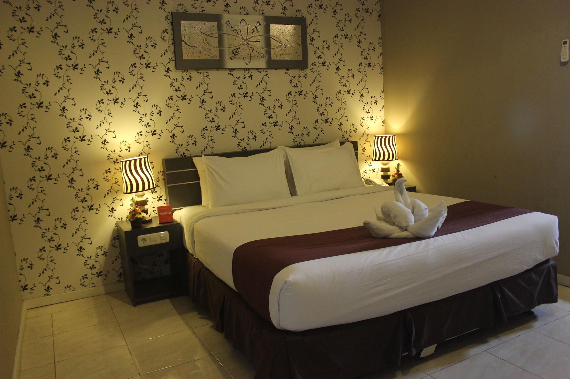 Hotel Reddoorz @ Sunset Point Seminyak Extérieur photo