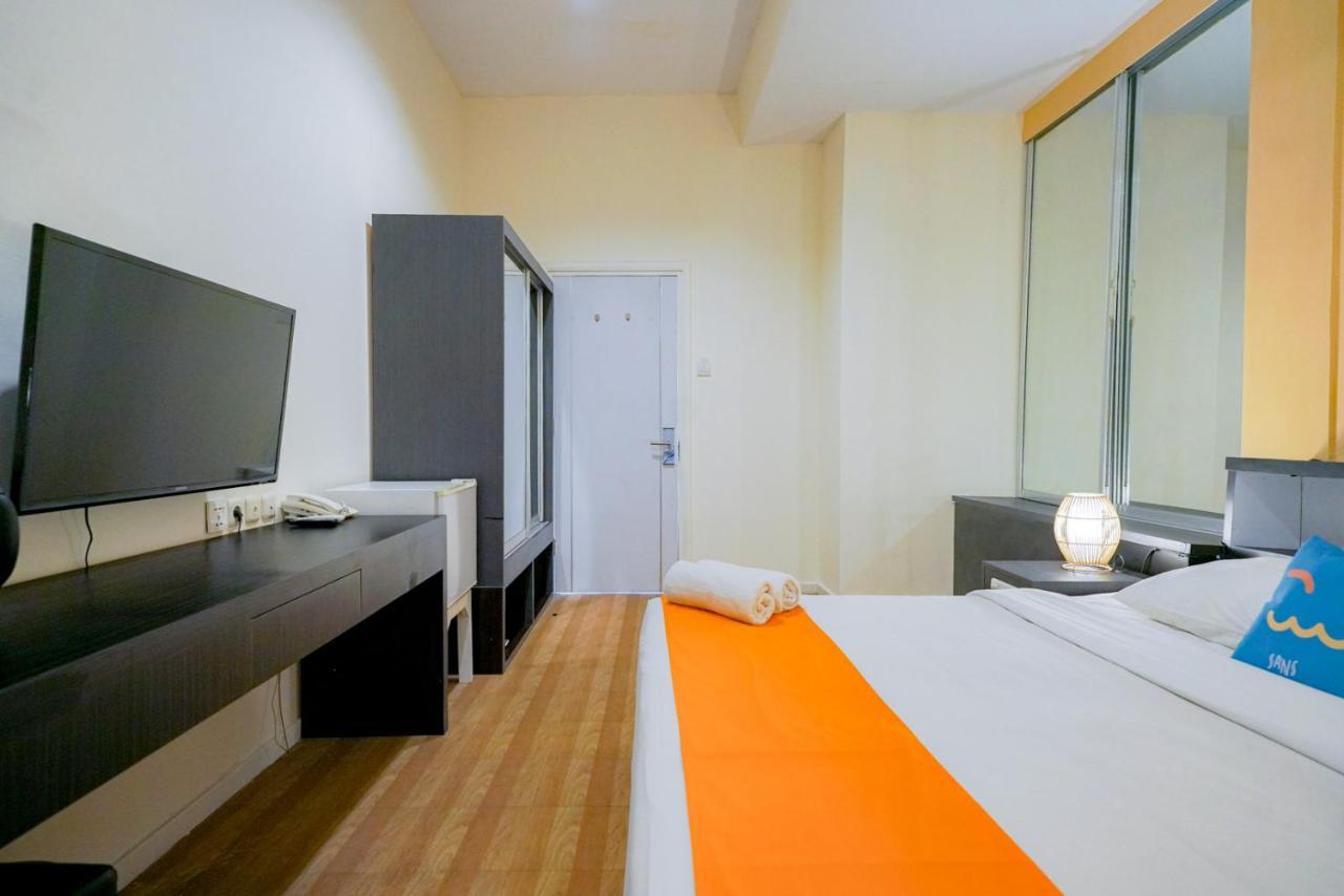 Hotel Reddoorz @ Sunset Point Seminyak Extérieur photo