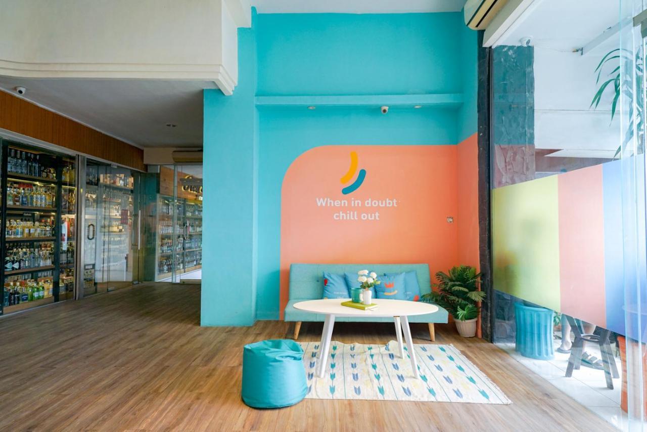 Hotel Reddoorz @ Sunset Point Seminyak Extérieur photo